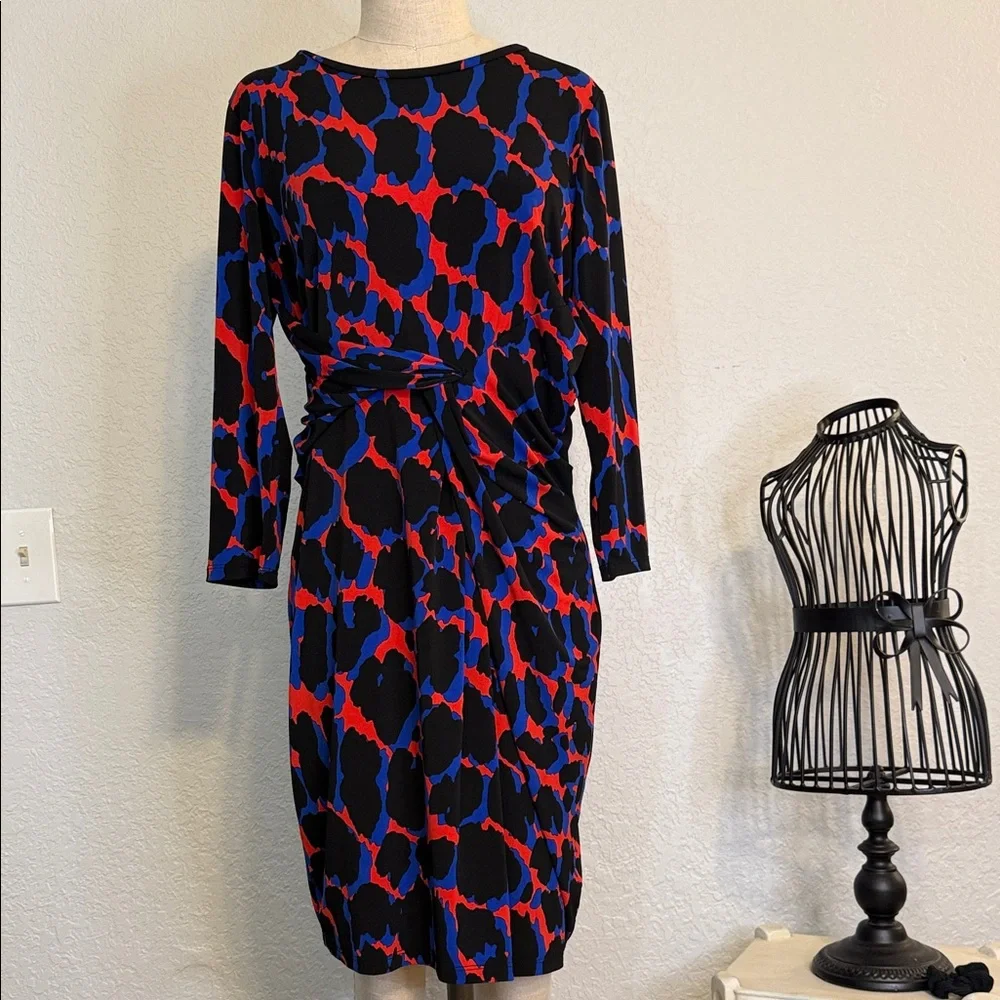 Metaphor Black and Red Long Sleeve Dress - Picture 3 of 9